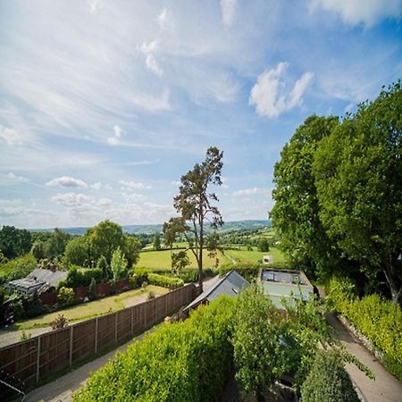 Cozy Snug Room, Short Drive To Lyme Regis, Crackling Fireplace, Private Balcony & Stunning Countryside Views, Free Private Parking & Wifi Axminster Extérieur photo